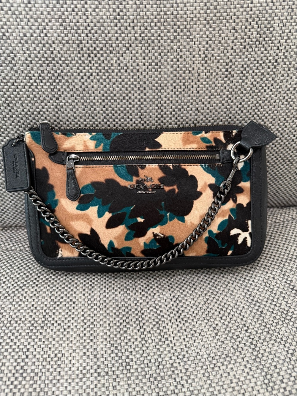 Coach Floral Print Chain-Handle clutch Bag in Tan/Black/Teal